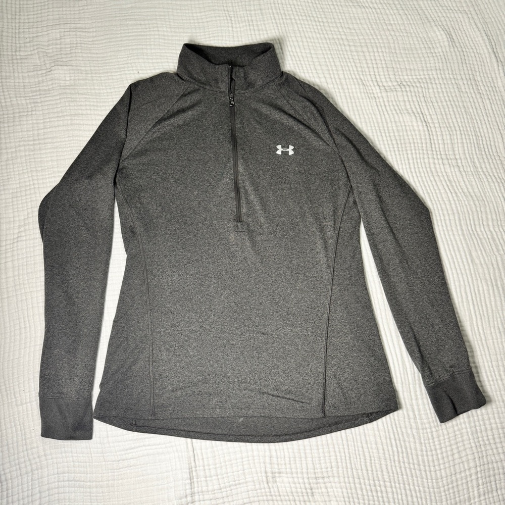 Under Armour Dark Gray Women’s 1/4 zip pullover medium